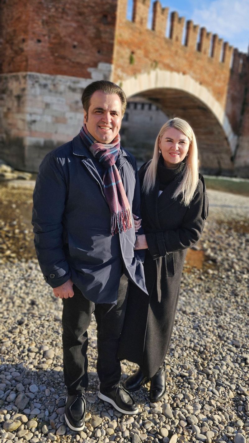 Familia interpretului Igor Cuciuc, criticată pentru modul cum a marcat mormântul fiicei sale, Andreea Cuciuc