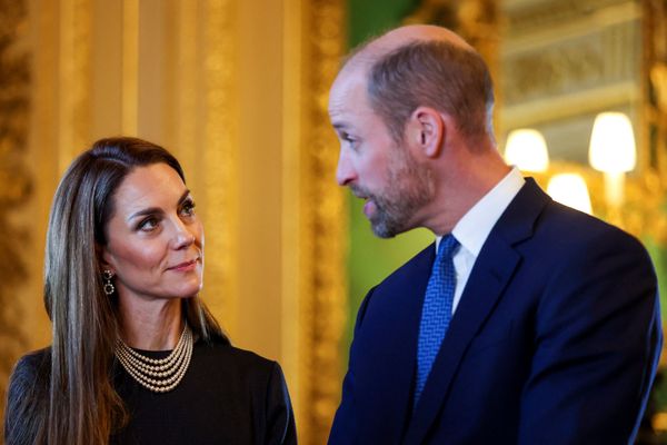Prima reactie a printului William si a printesei Kate dupa după dezvăluirile despre unchiul lor, Andrew in dosarele Epstein