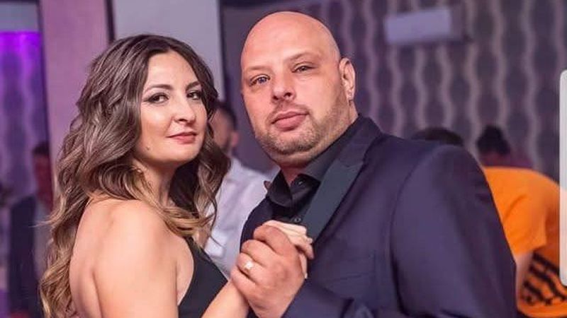 Ți se rupe sufletul! C&acirc;nd vor fi conduși pe ultimul drum omul de afaceri Sorin Iacob și soția lui, decedați &icirc;n accidentul de la Ciortești? Ilinca, fetița lor, a fost așezată &icirc;n brațele mamei