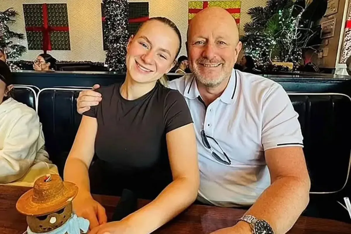 Un tată și-a &icirc;mpușcat mortal fiica de 23 de ani 