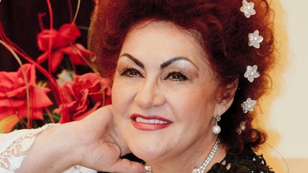 Motivul pentru care Elena Merișoreanu NU și-a invitat colegii de breaslă la unul dintre cele mai importante evenimente din viața ei. Nici măcar prietenele apropiate nu i-au trecut pragul. CE S-A &Icirc;NT&Acirc;MPLAT, de fapt: "Vă dați seama că..."