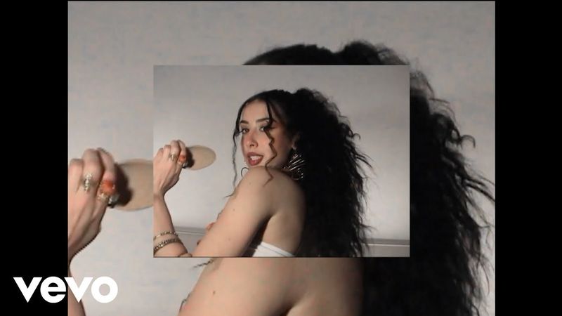 NAIKA - One Track Mind