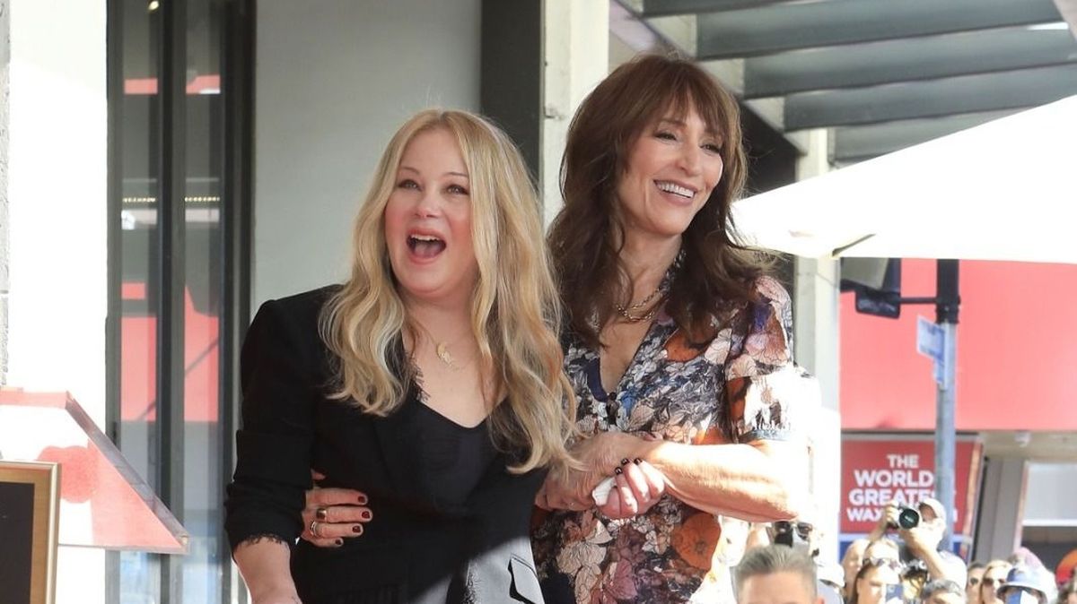 Christina Applegate, despre problemele de sănătate cu care se confruntă 