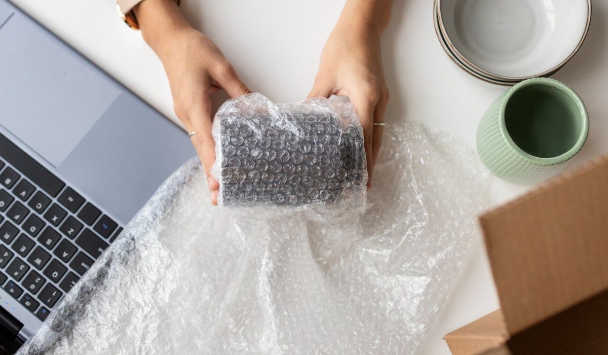 (P) Cum trimiți produse fragile fără emoții și fără retururi