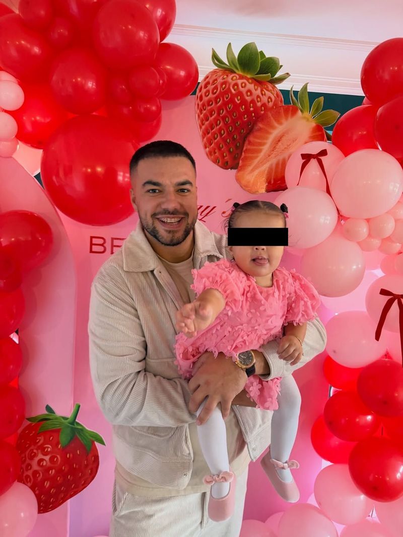 Fetița lui Culiță Sterp a împlinit 1 an 