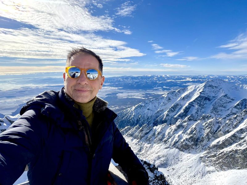 Dan Negru reacţionează după ce fiica lui Victor Ponta nu a fost lăsată să urce în avionul cu români repatriaţi