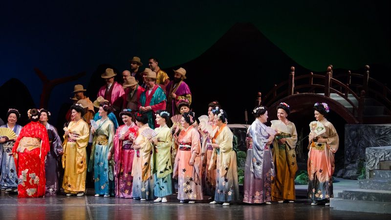Turandot, Corsarul, Madama Butterfly, Don Carlo și Repere Sonore , &icirc;n martie pe scena Operei Naționale București