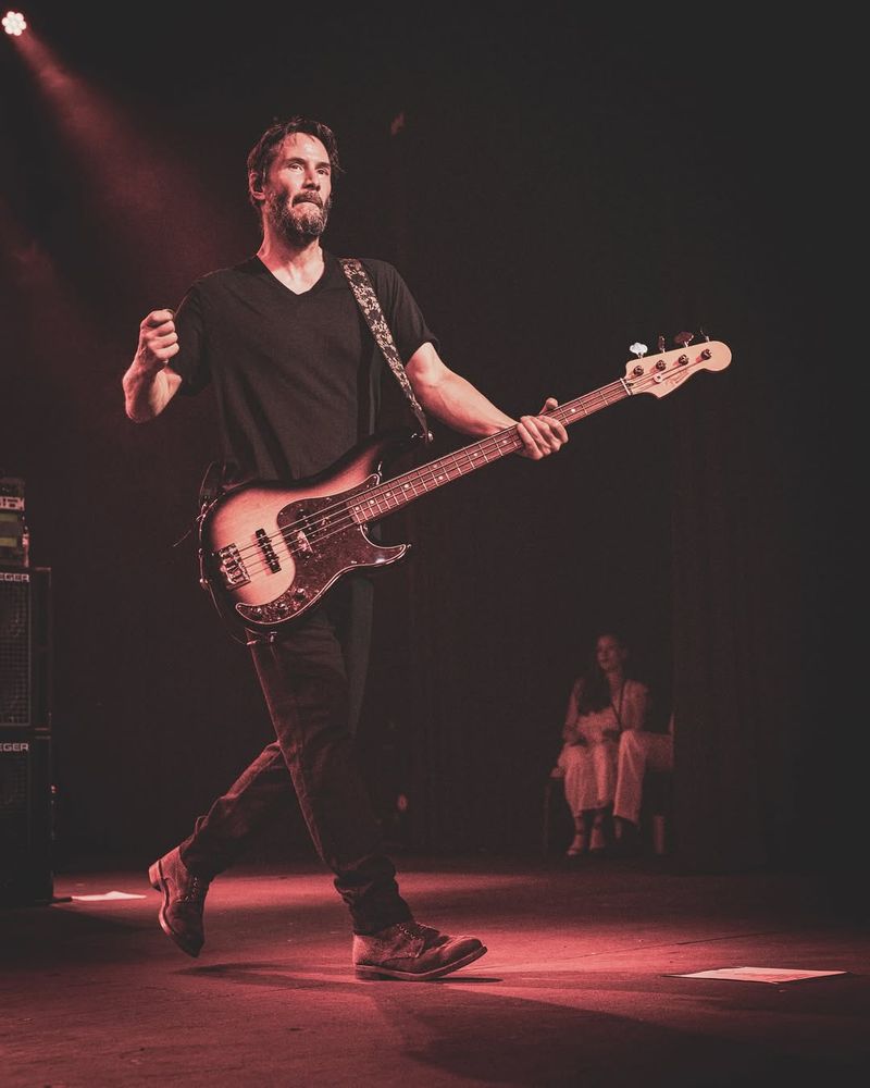 Keanu Reeves și trupa sa ar putea urca pe scena de la Electric Castle 2026 