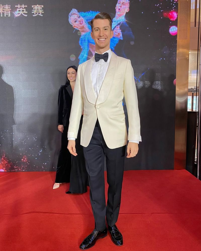 Cine este Andreea matei, tânăra alături de care Rareș Cojoc dansează de 11 ani?