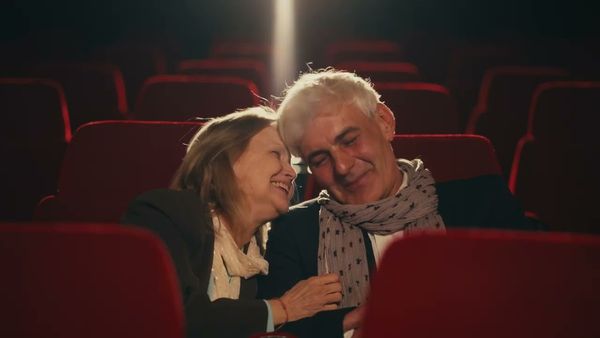 UN HIT CARE BATE DIRECT LA INIMĂ! Florian Rus a lansat "N-am mai iubit așa pe nimeni", piesa care te face să simți iubirea la cel mai profund nivel