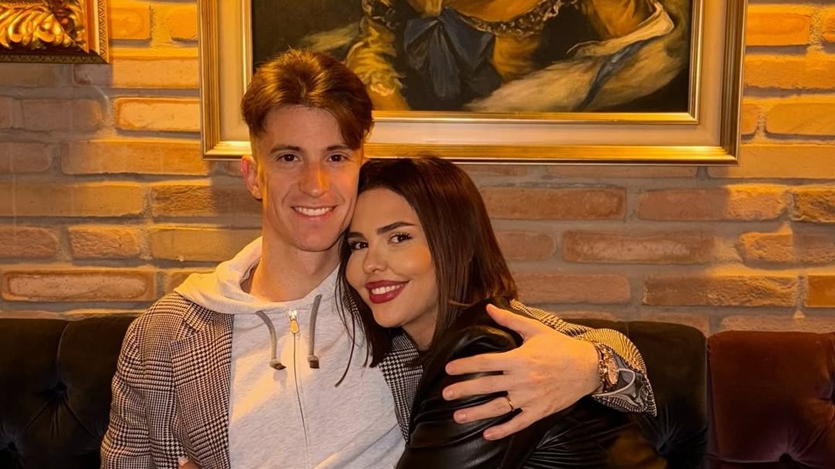 Cu cine seamănă fetița Andreei Popescu și a lui Rareș Cojoc? 