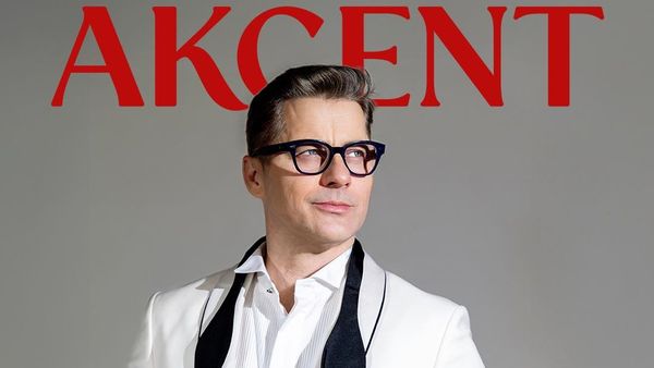 Akcent aduce la Sala Palatului concertul "N-am bani de bilet", plin de SURPRIZE, EMOȚIE și MOMENTE DE NEUITAT: "C&acirc;nd eram t&acirc;năr, nu aveam bani de bilet la concerte. Stăteam pe l&acirc;ngă sală, ascultam muzica de..."