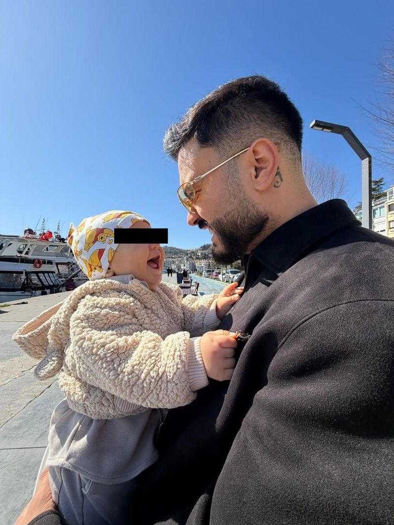 Jador și fiul lui, Avraam 