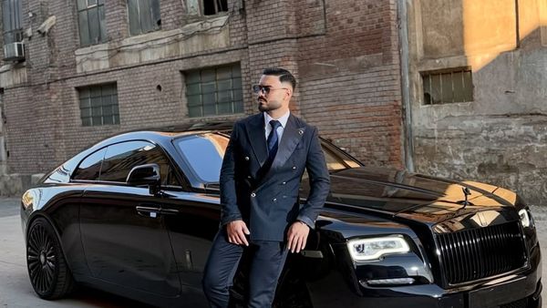 Lovitură după lovitură pentru JADOR! Artistul a ajuns pe patul de spital la scurt timp după ce s-a despărțit de Oana Ciocan. Cum s-a afișat acesta pe rețelele sociale?