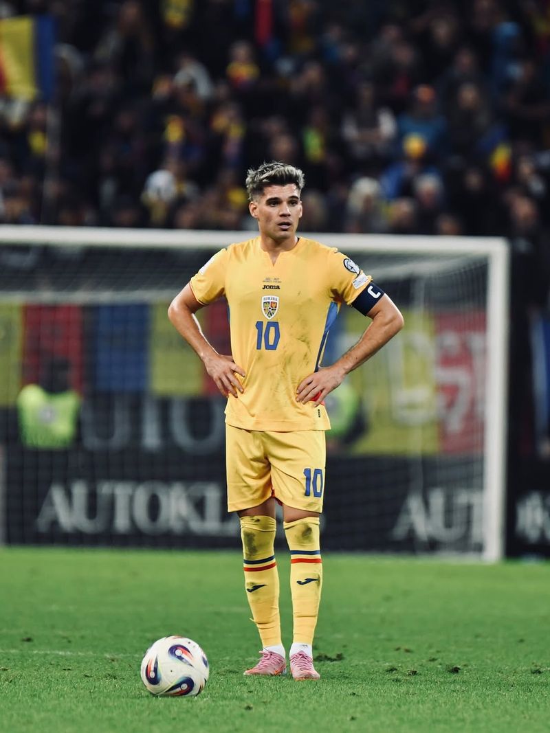 Mesajul postat de Ianis Hagi, după ce Mircea Lucescu a murit