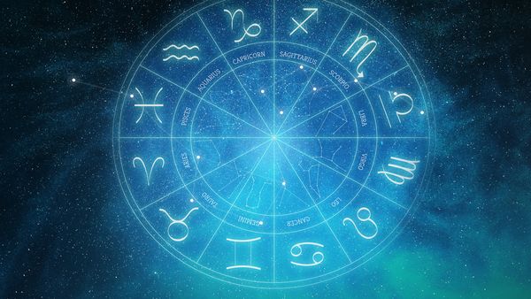 HOROSCOP 10 aprilie 2026. Zodia care decide să acorde o nouă șansă iubirii! Aceasta are parte de o &icirc;nt&acirc;lnire neașteptată care deschide drumul spre o poveste de dragoste ca &icirc;n filme