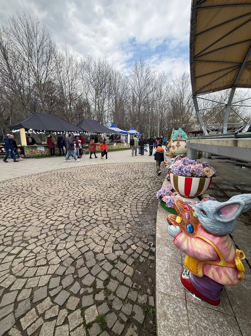 Ce evenimente au loc în perioada 10-12 aprilie 2026? 