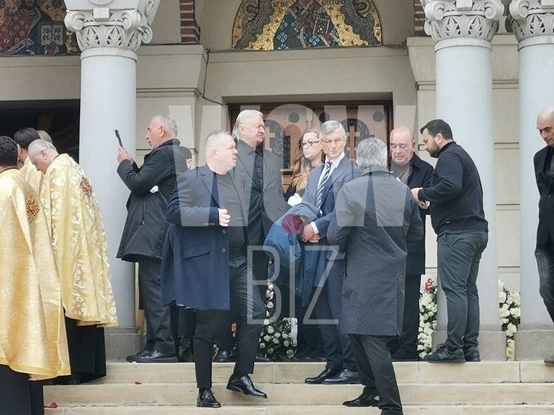 Mircea Lucescu, condus pe ultimul drum