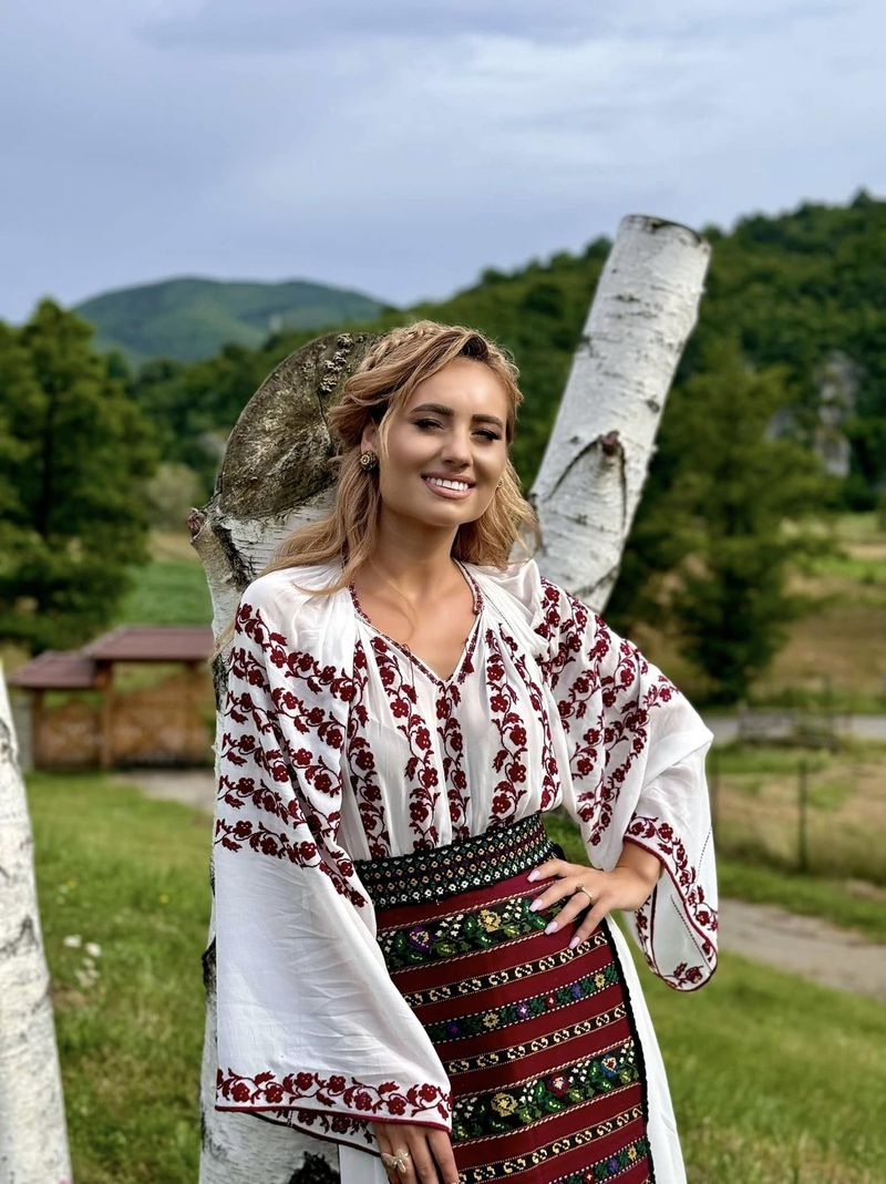 Emilia Dorobanțu a făcut anunțul despre divorț 