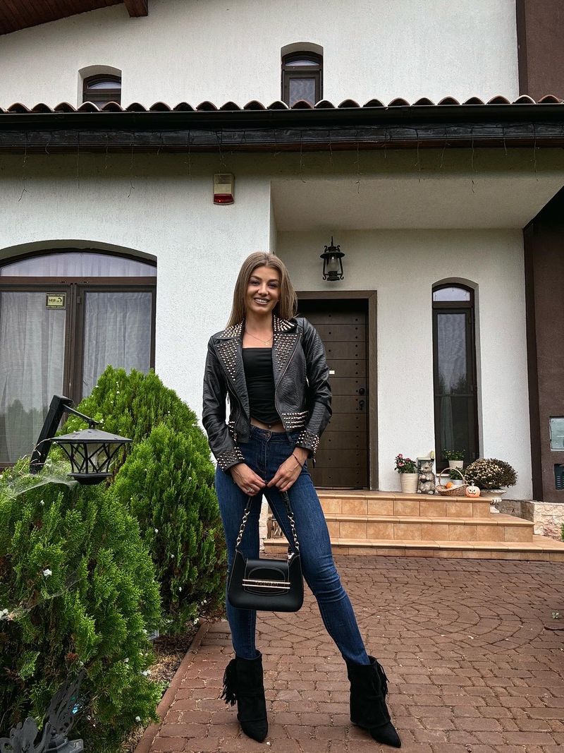 Codruța Filip s-a întâlnit pentru ultima dată cu Valentin Sanfira la notar 