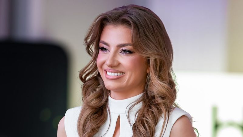 Codruța Filip, APARȚIE SURPRINZĂTOARE l&acirc;ngă un bărbat celebru! Valentin Sanfira NU s-ar fi așteptat la așa ceva: "Mă bucur că radiezi de fericire. Dumnezeu are cu siguranță..."