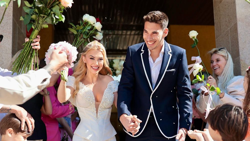 Andreea Balan s-a casatorit civil cu Victor Cornea! Mesajul artistei: "DA, din tot sufletul, cu iubire pentru todeauna"