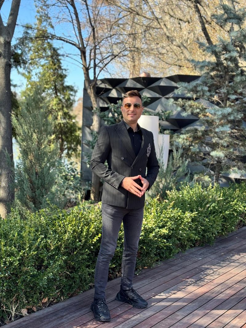 Locul care l-a impresionat pe Valentin Sanfira 
