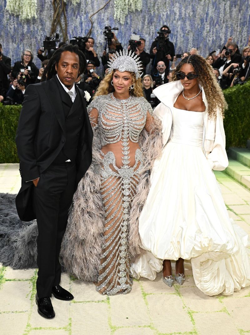 Beyonce a revenit la Met Gala