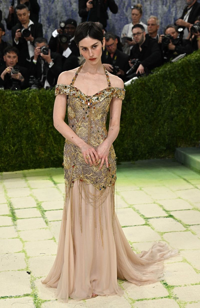 Gracie Abrams, ținută deosebită la Met Gala 