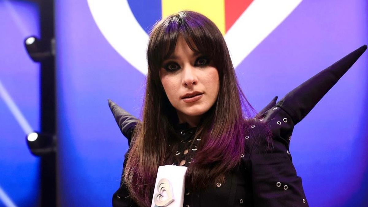 Alexandra Căpitănescu urcă pe locul 3 &icirc;n Community