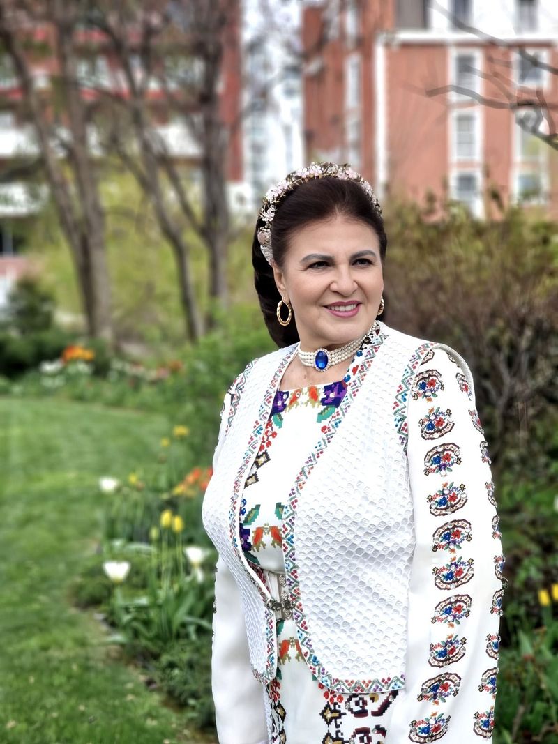 Irina Loghin, audiată la poliție după reclame false. 