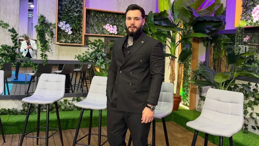 CE S-A &Icirc;NT&Acirc;MPLAT cu Robert după ce a părăsit emisiunea "Casa Iubirii"? Fostul concurent A FOST VĂZUT &icirc;ntr-un loc surprinzător. Nimeni NU SE AȘTEPTA să &icirc;și facă apariția acolo at&acirc;t de repede