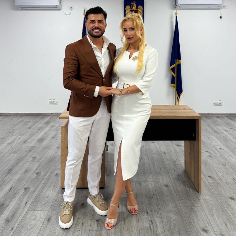 Simona Trașcă și Marian Buzilă s-au căsătorit religios! 