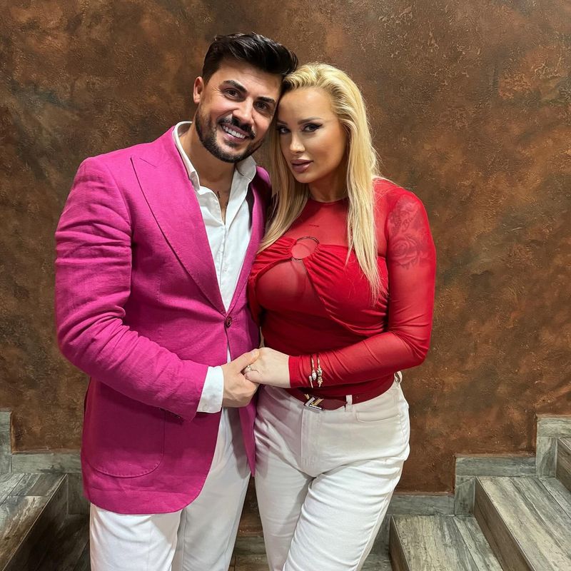 Simona Trașcă și Marian Buzilă s-au căsătorit religios! 