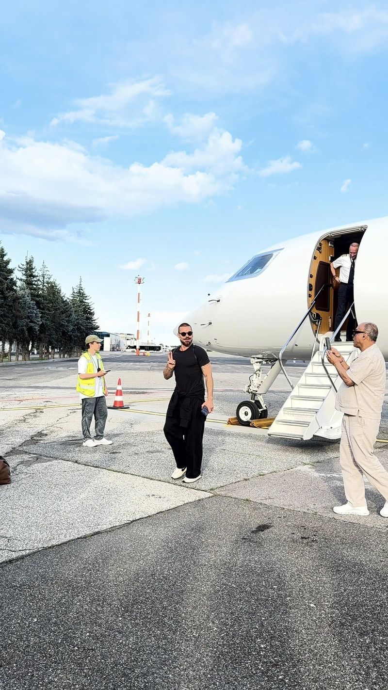 Ricky Martin a ajuns joi la Chișinău 