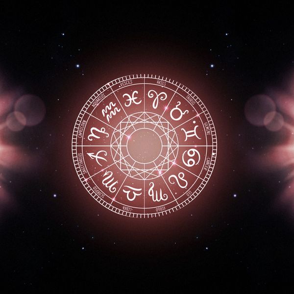 HOROSCOP 16 iunie 2026. Zodia care intră &icirc;ntr-o perioadă complet nouă și face schimbări radicale &icirc;n viața sa. Aceasta iese din zona de confort și devine de nerecunoscut