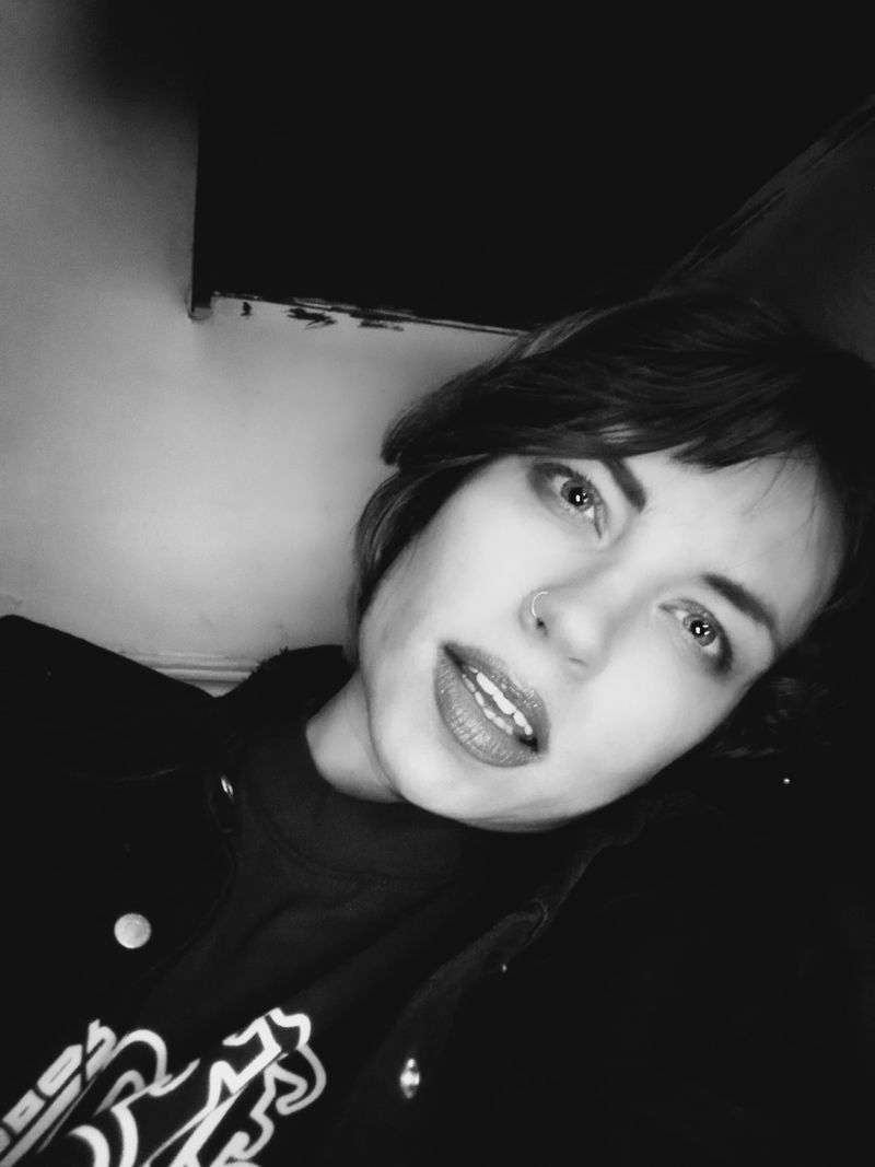 De ce a murit actrița Daveigh Chase?