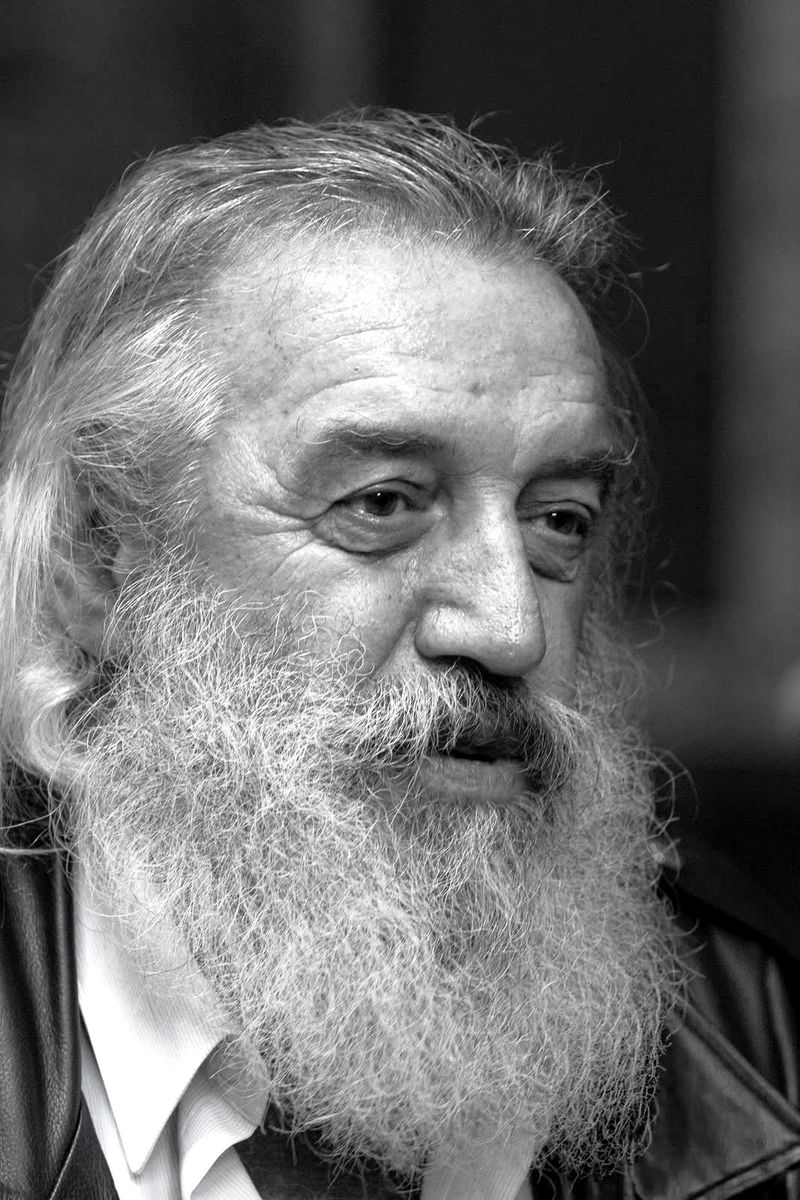 A murit Valeriu Sepi, cunoscut drept „căprarul” formației Phoenix.