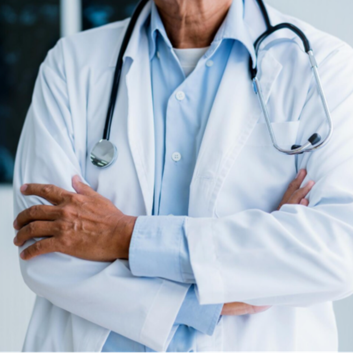 Medicul constănțean acuzat că a oprit o sarcină care avea peste 14 săptăm&acirc;ni, iar femeia a murit, are pauză de instanță
