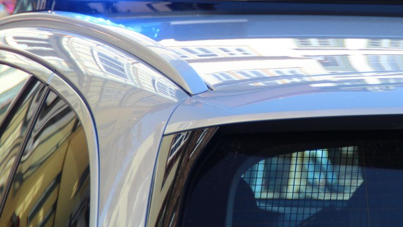 Percheziții DIICOT la o grupare de traficanți srilankezi. Descinderile au loc după ce un t&acirc;năr a murit la o petrecere &icirc;n cadrul căreia a consumat un cocktail de substanțe interzise