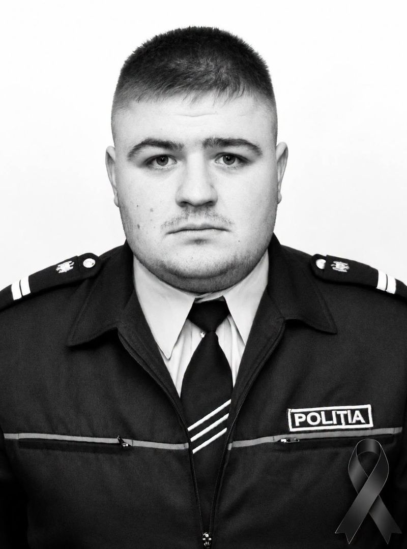 Doi polițiști au fost spulberați de o mașină în Republica Moldova 