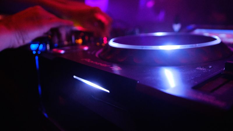Ce faci &icirc;n weekendul 3-5 iulie 2026. Topul evenimentelor, festivalurilor și concertelor care vor avea loc &icirc;n București