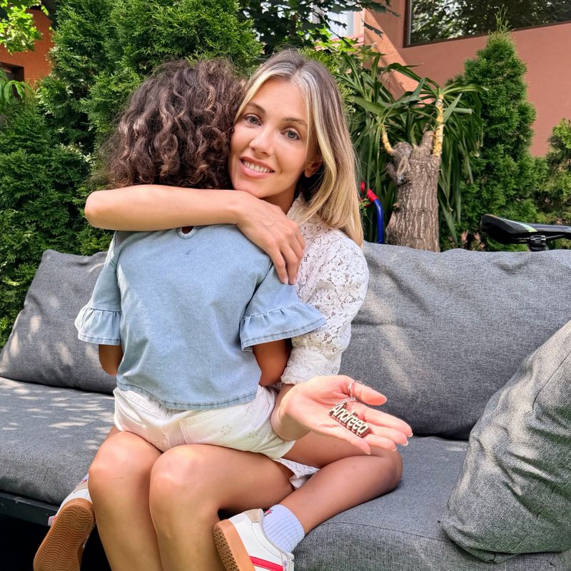 Andreea Ibacka, alături de fiica ei 