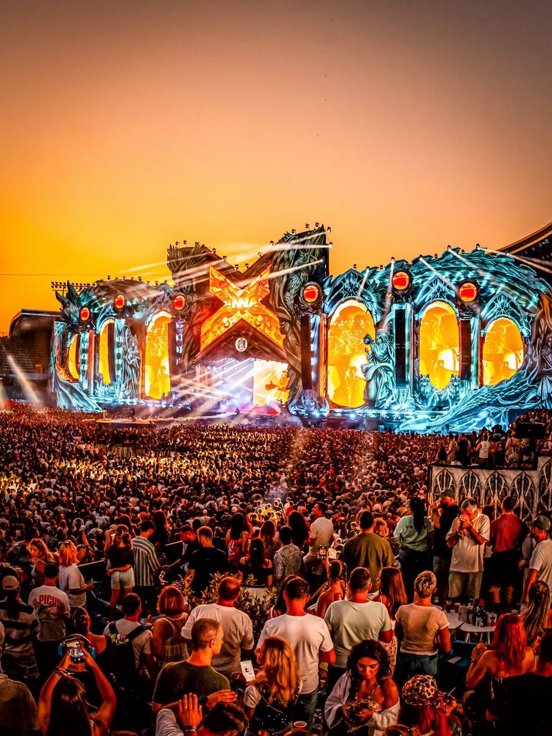 Începe UNTOLD ONE. Cine cântă în prima zi de festival? 