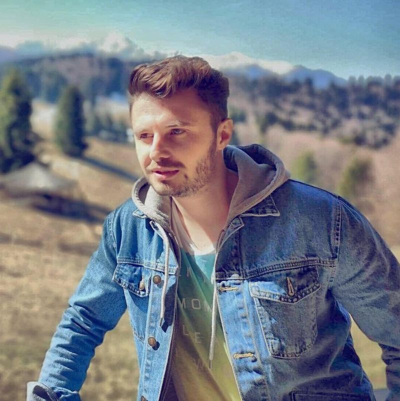 Florian Rus a lansat piesa 