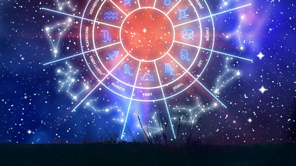 HOROSCOP de weekend, 15-16 august 2026. Lacrimi și suferință pentru această zodie! O persoană dragă &icirc;i dă o veste care o pune la păm&acirc;nt