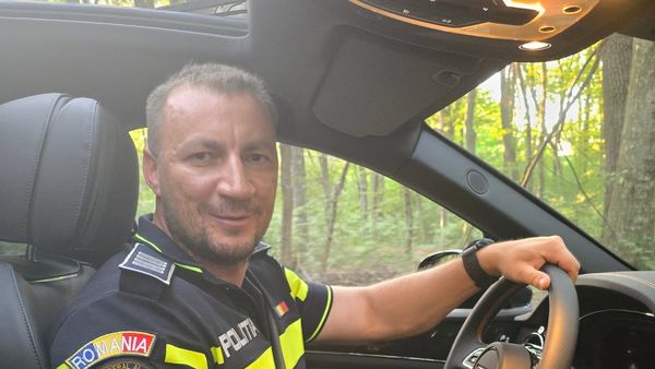 ANUNȚUL NEAȘTEPTAT făcut de Marian Godină! Cunoscutul polițist și-a dat DEMISIA: &bdquo;Mi-a luat mult timp să decid. După aproape două decenii de purtat uniforma, astăzi...&rdquo;