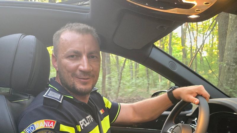 ANUNȚUL NEAȘTEPTAT făcut de Marian Godină! Cunoscutul polițist și-a dat DEMISIA: &bdquo;Mi-a luat mult timp să decid. După aproape două decenii de purtat uniforma, astăzi...&rdquo;