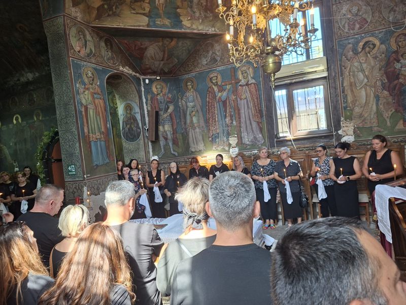Mama lui Alexandru a fost înmormântată 