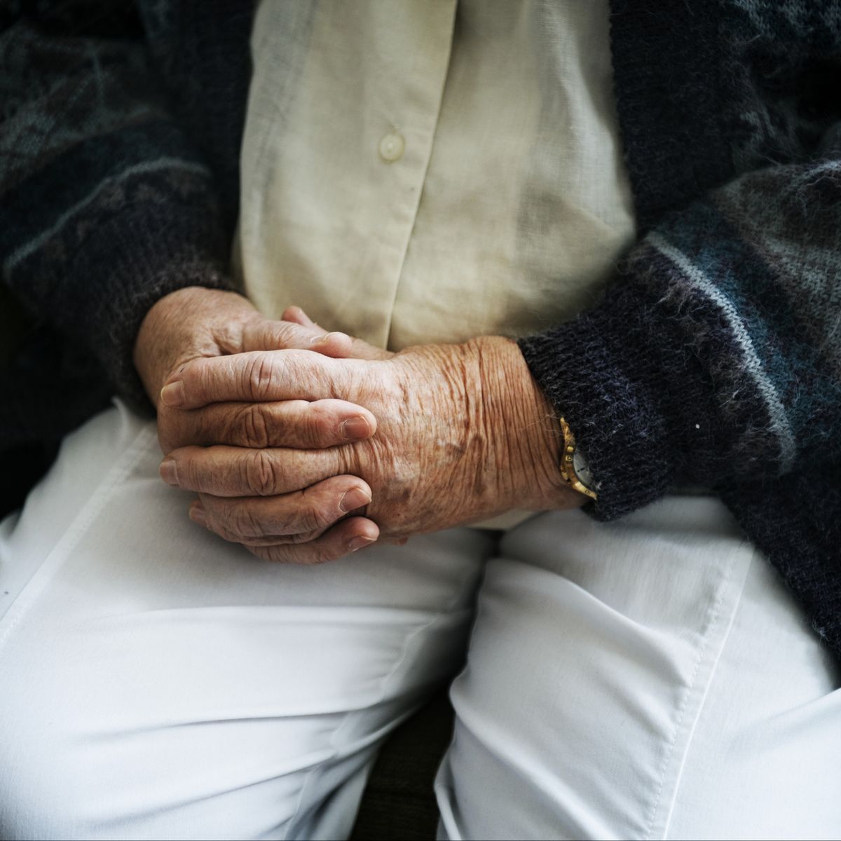Un veteran de război &icirc;n v&acirc;rstă de 97 de ani a fost găsit mort &icirc;n propria locuință.